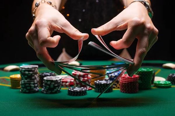 เคล็ดลับชนะเกม Baccarat BK8 ปรับเทคนิคการเล่นให้เข้ากับสไตล์ของคุณ